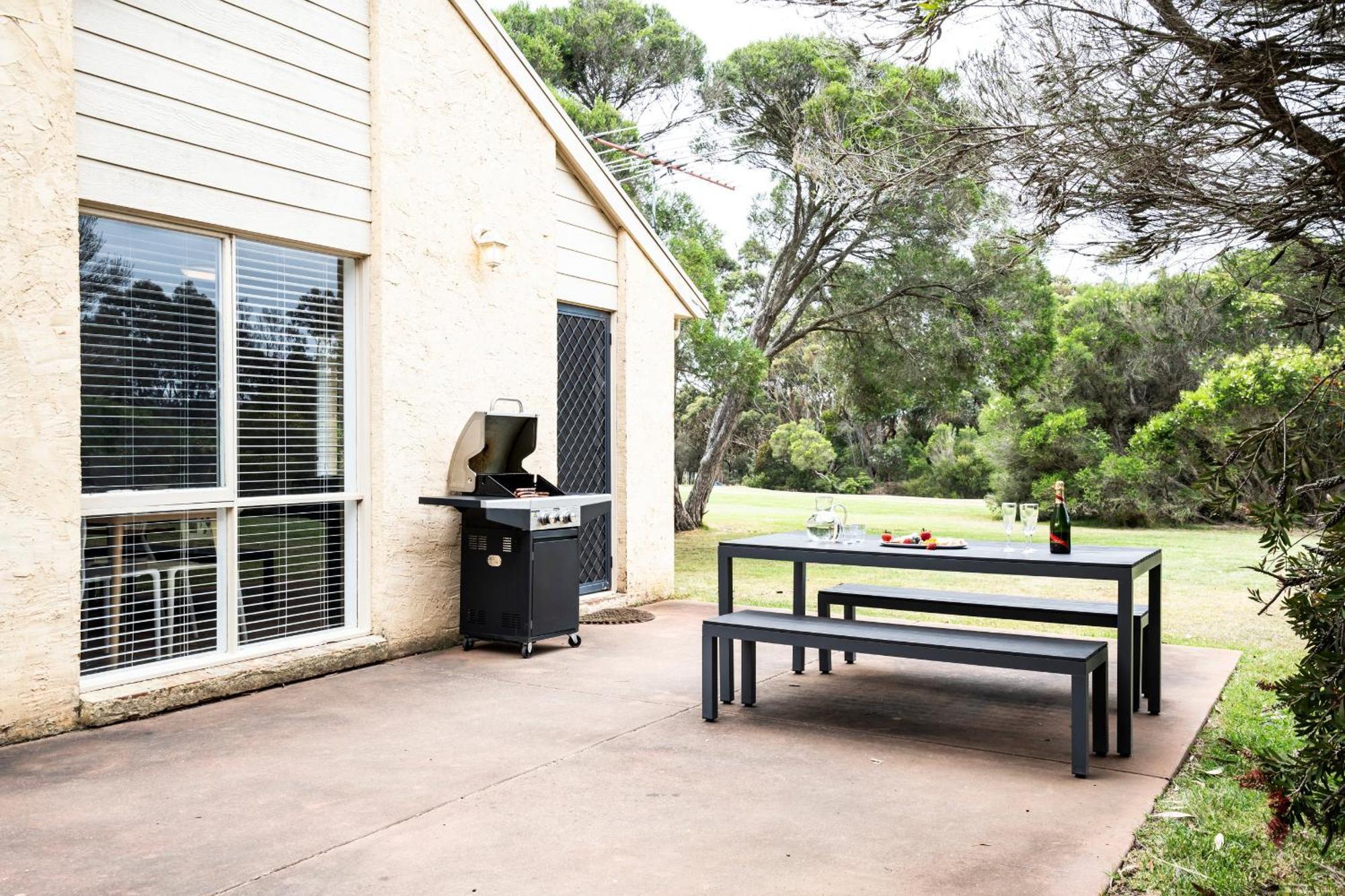 Bells Beach Cottages Bellbrae Exteriör bild