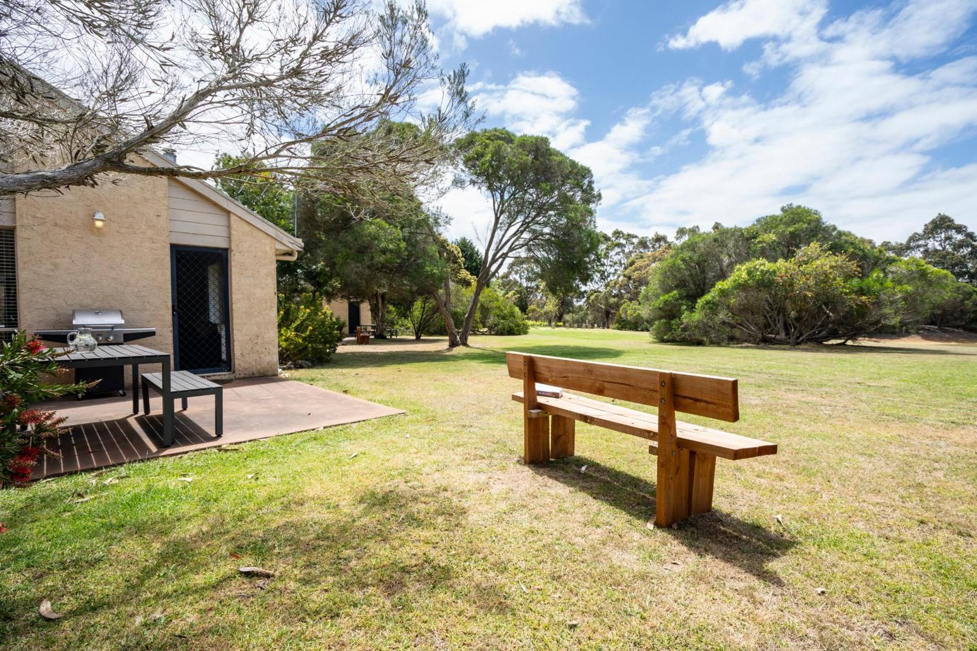 Bells Beach Cottages Bellbrae Exteriör bild